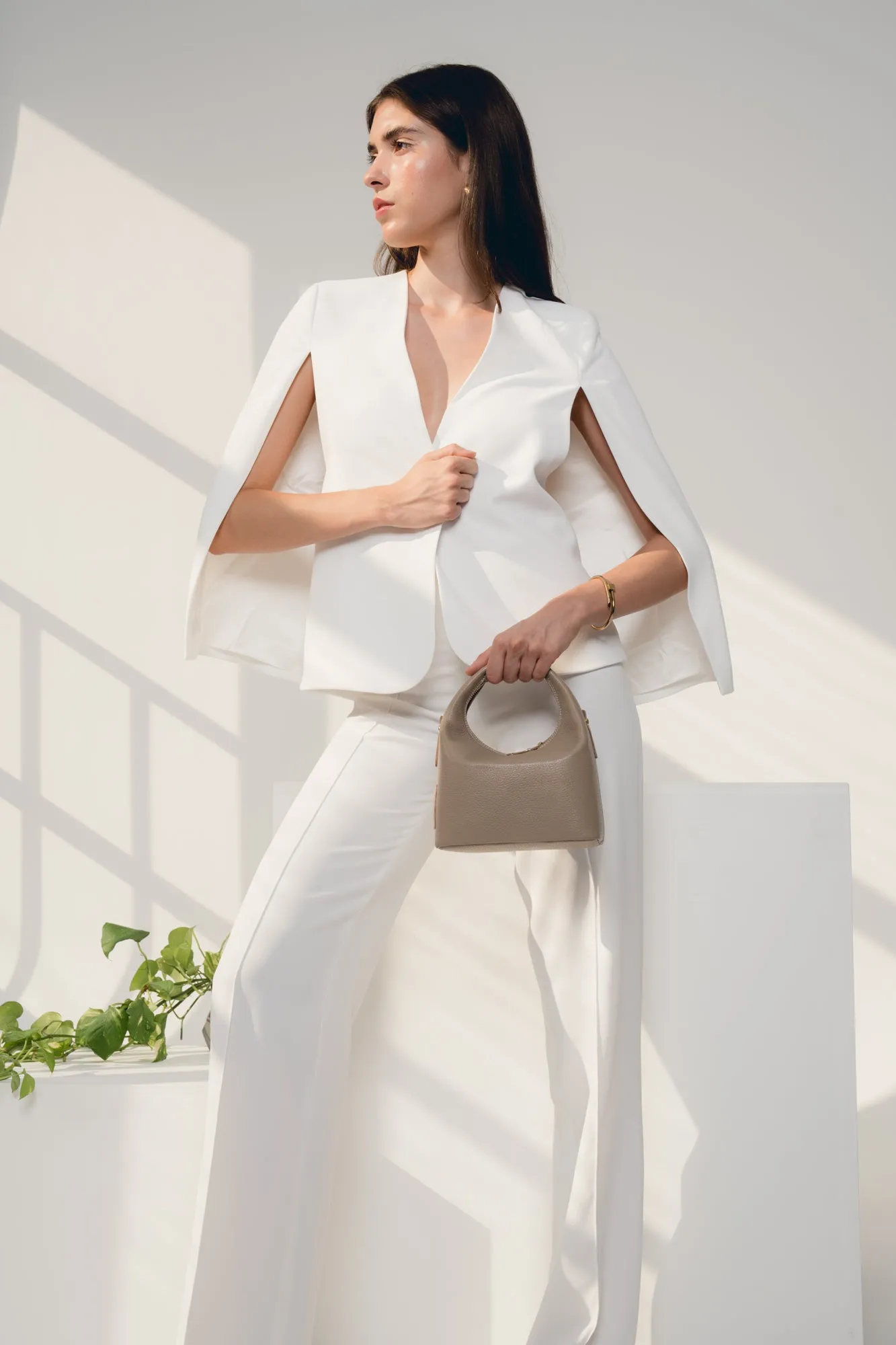 Maggie Leather Handbag - Taupe