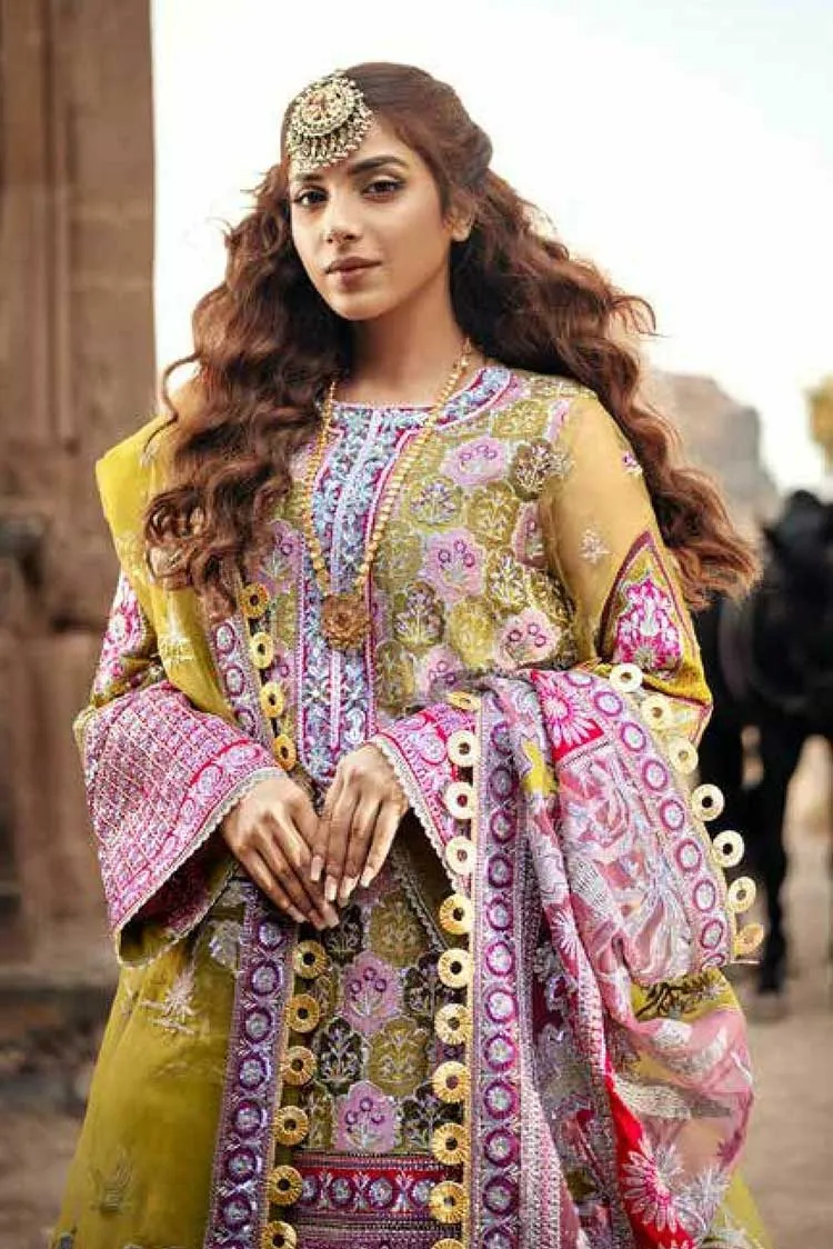 Maryam Hussain - 08 Heena Wedding Collection