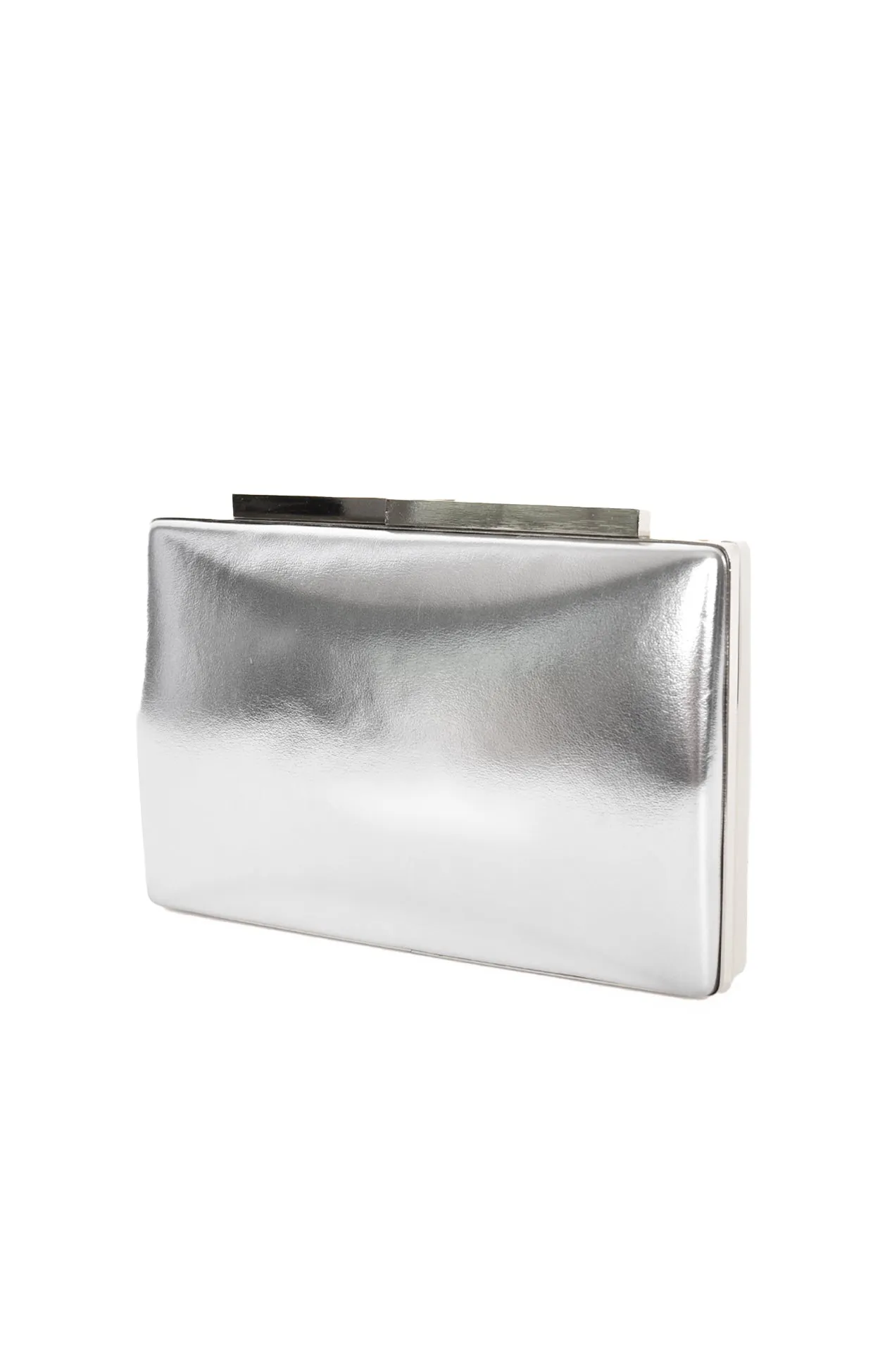 METALLIC STRUCTURED CLUTCH IN SILVER