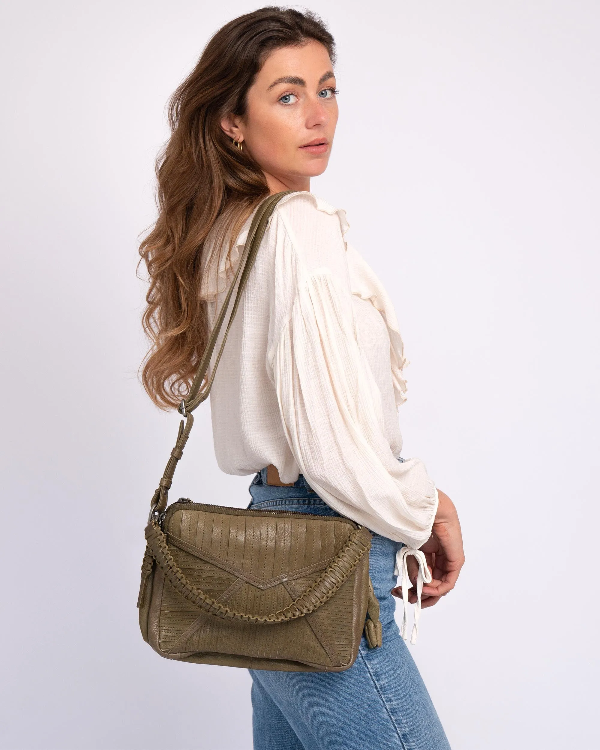 Metten | Leather Envelope Bag