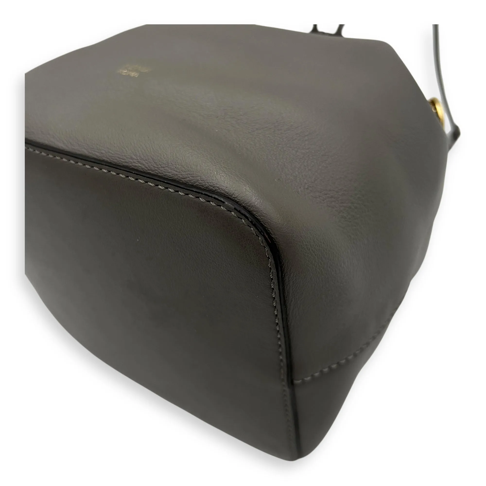 Mon Tresor Bucket Bag Grey in Calfskin, Gold hardware