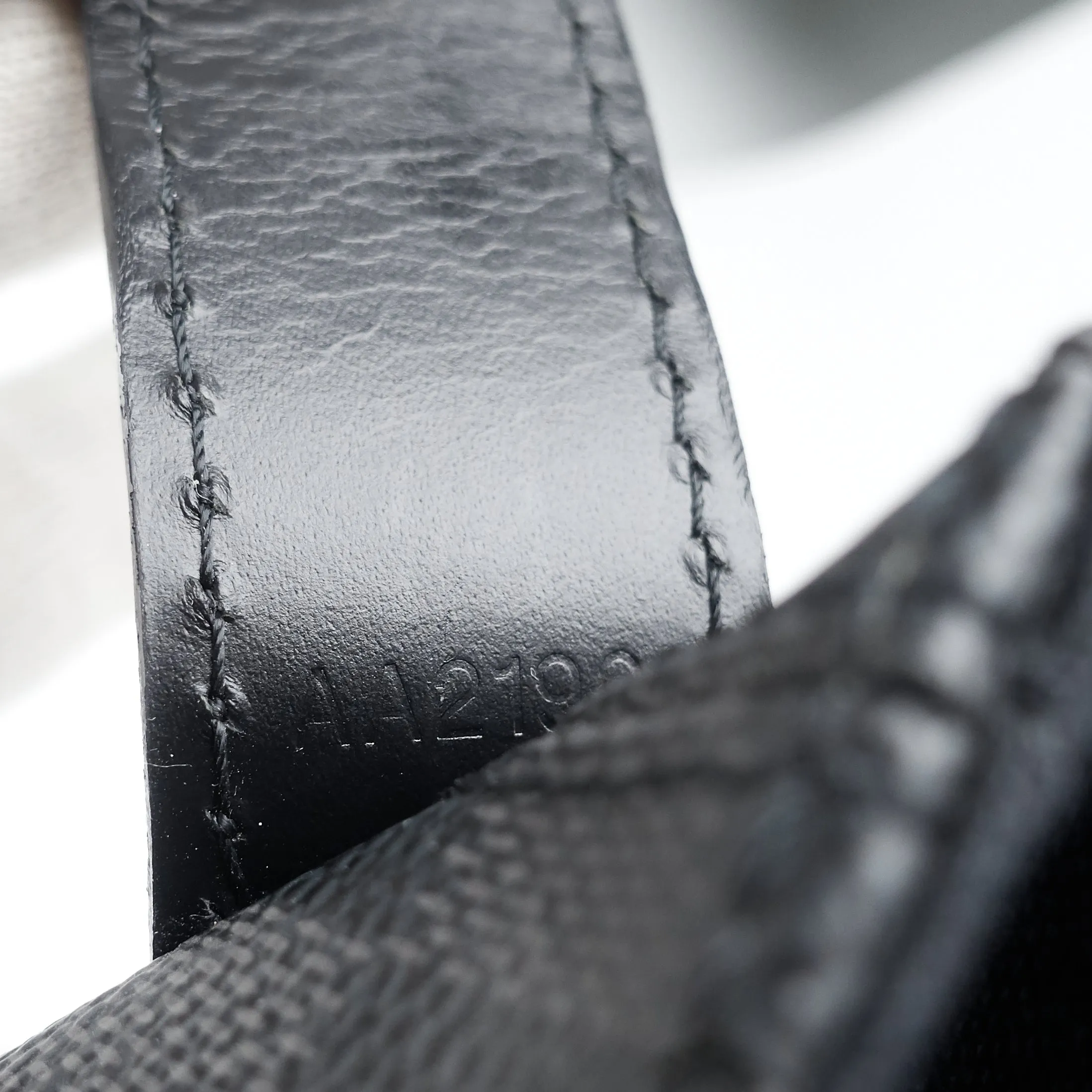 Neo Greenwich Damier Graphite Canvas Bag