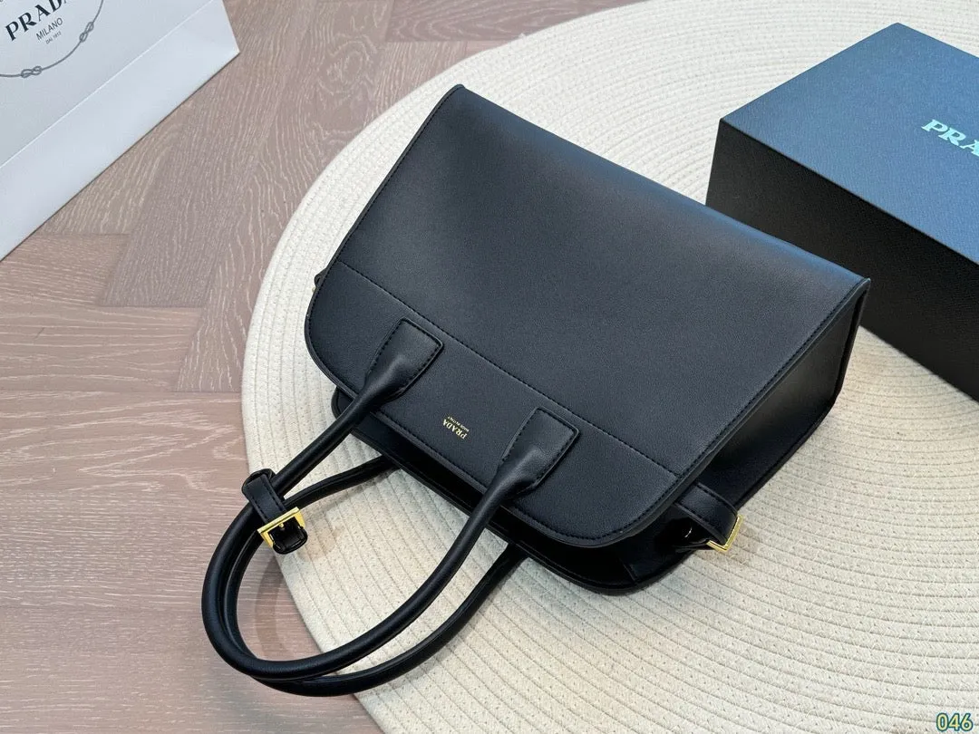 PD304 Leather top-handle Bag / 12.6x9x5.9inch