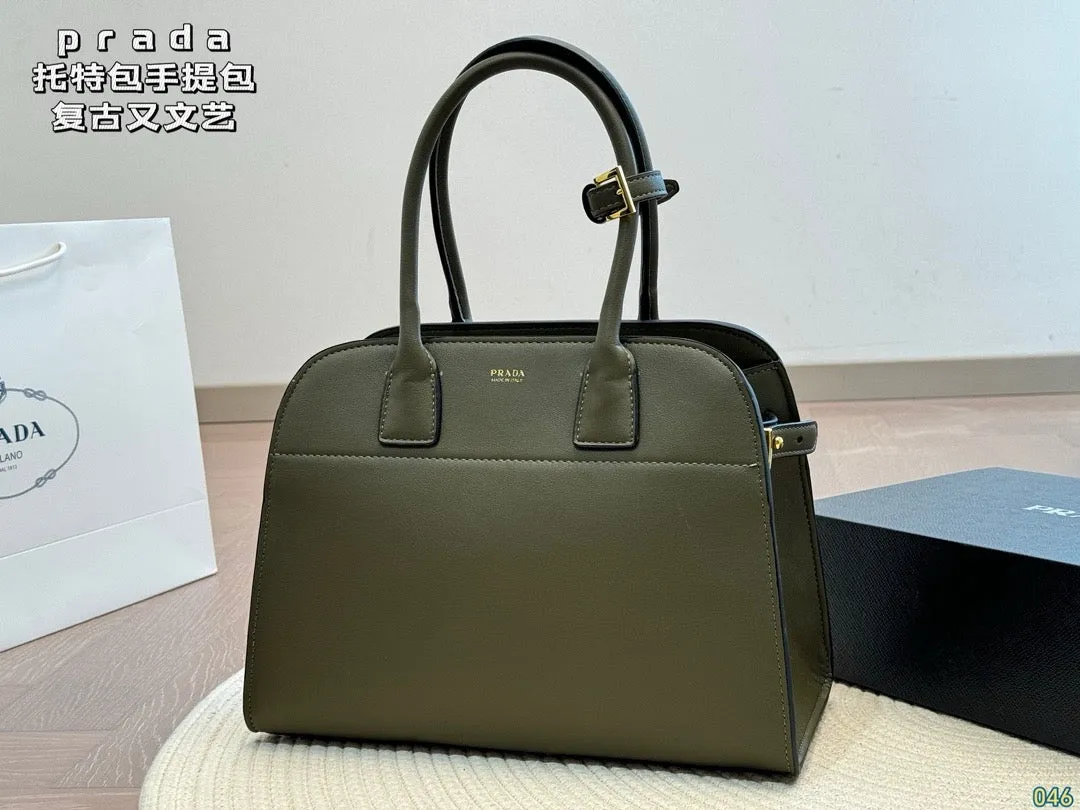 PD304 Leather top-handle Bag / 12.6x9x5.9inch