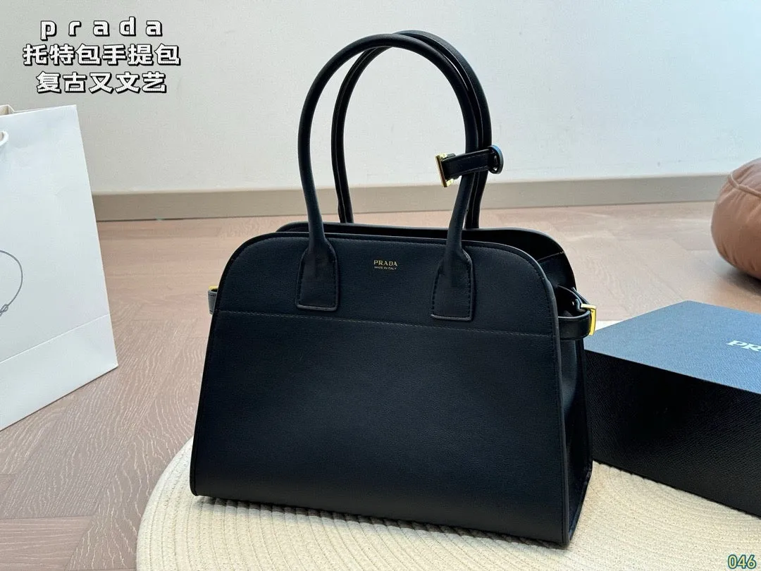 PD304 Leather top-handle Bag / 12.6x9x5.9inch
