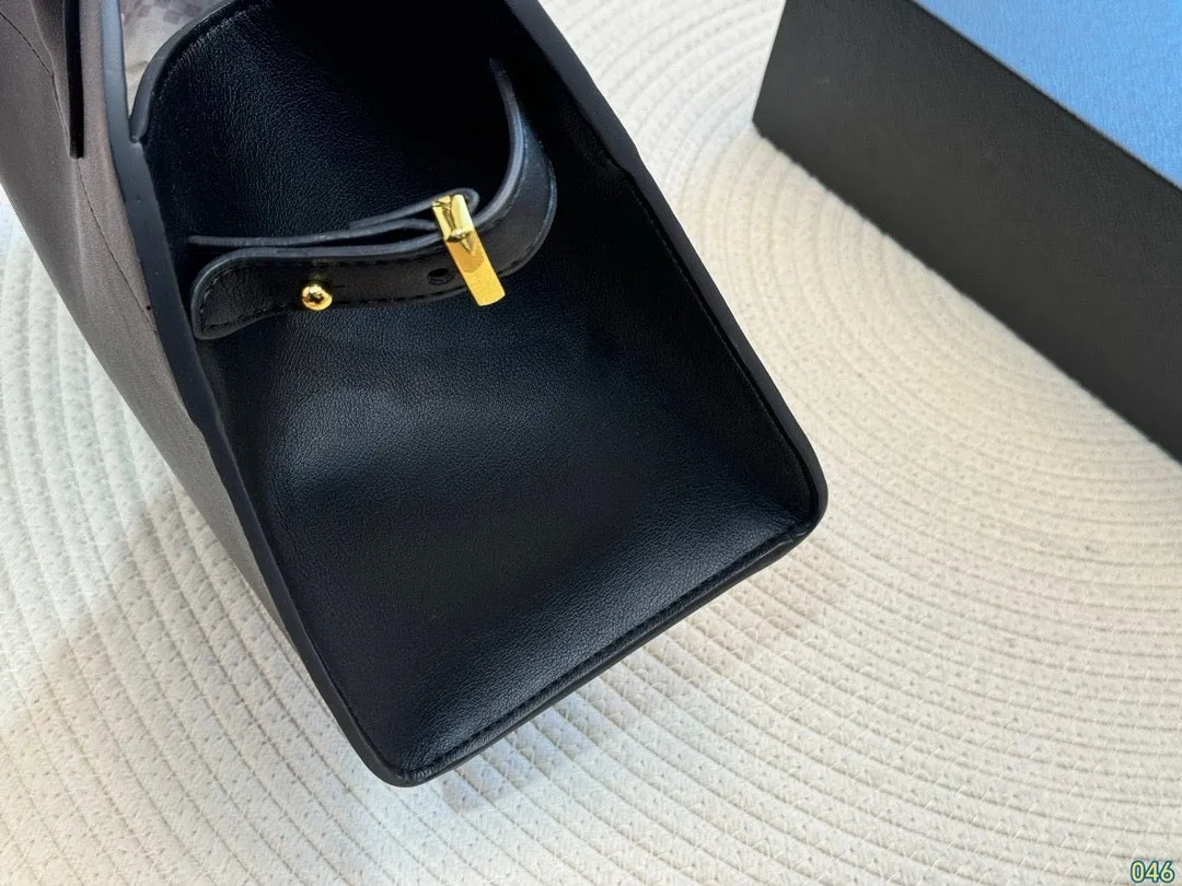 PD304 Leather top-handle Bag / 12.6x9x5.9inch