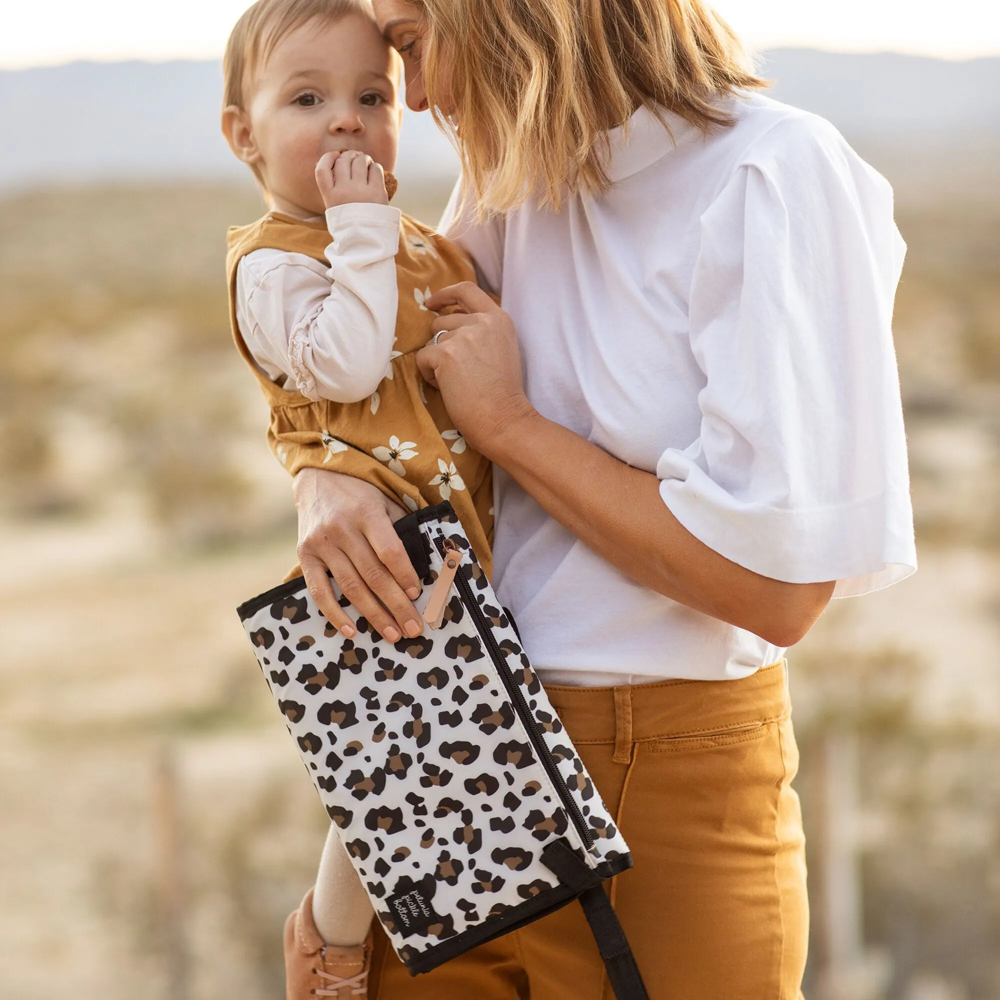 Petunia Pickle Bottom Nimble Changer Clutch: Leopard