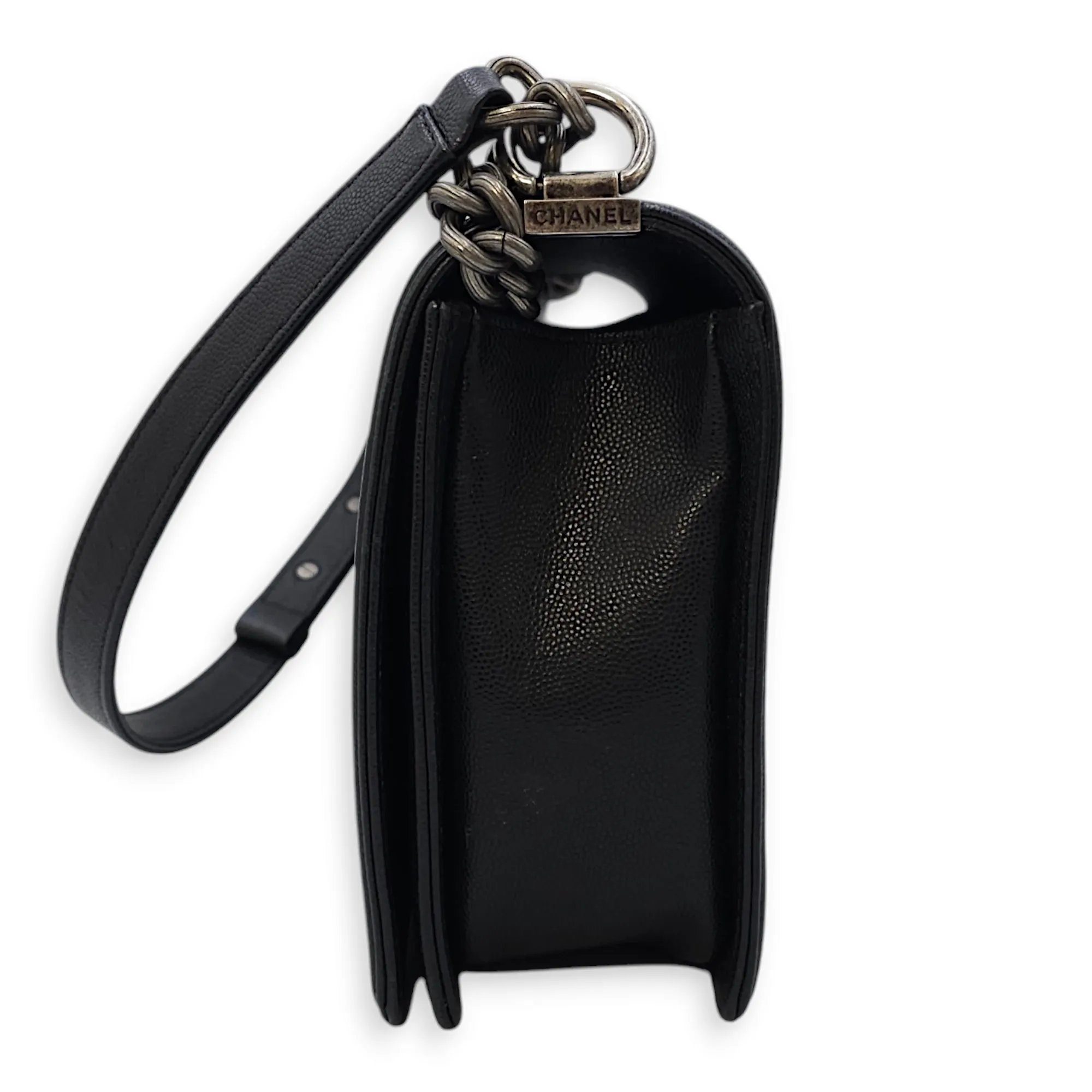 Quilted Boy New Medium 28 cm Black Shoulder Bag in Caviar Leather, RuthHW hardware