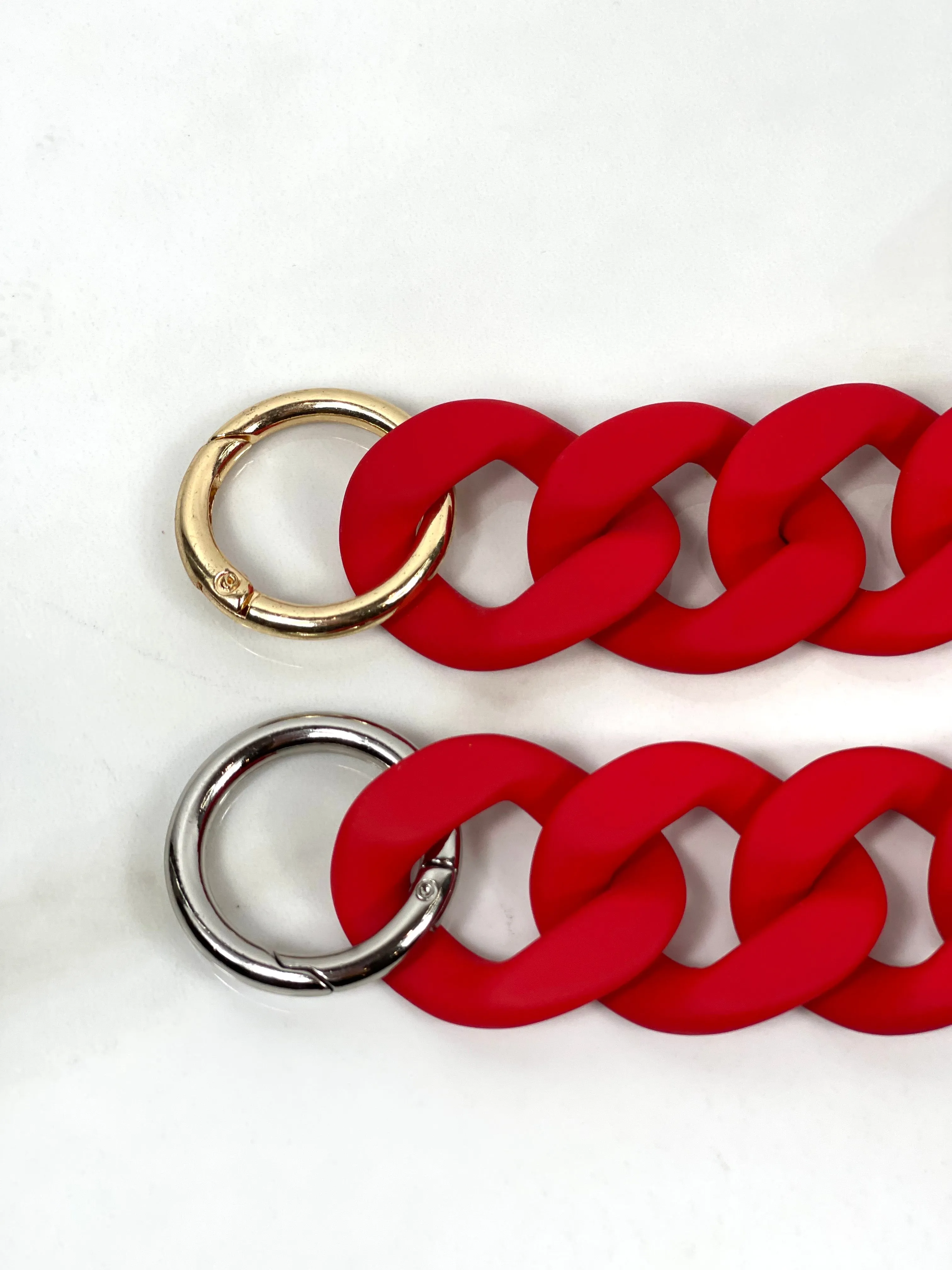 "CANDY APPLE” Matte Acrylic Top Handle Chain 12"