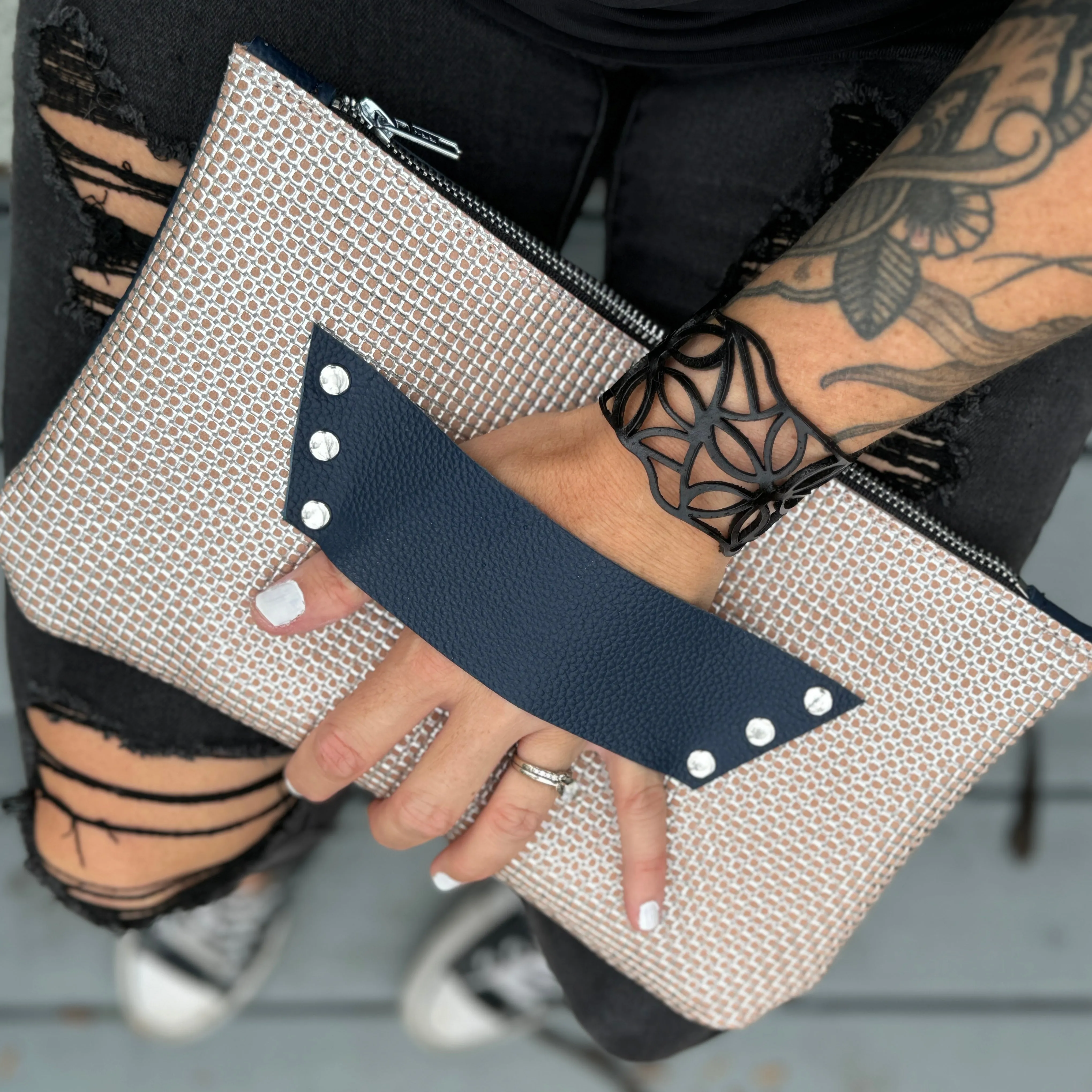 [raleigh leather] Clutch - Blush   Silver Embossed with Navy