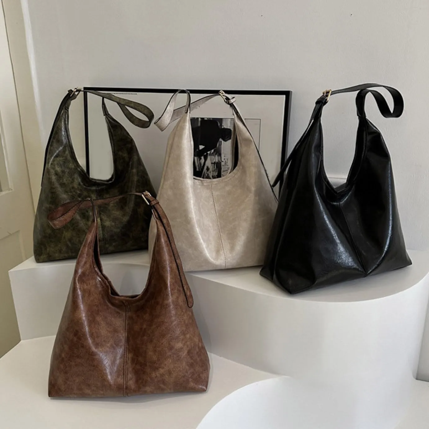 Sling Bags for Women Anti Theft Travel Lightweight Quilted Fabric Handbags for Women Lightweight Puffer Bag(Brown)