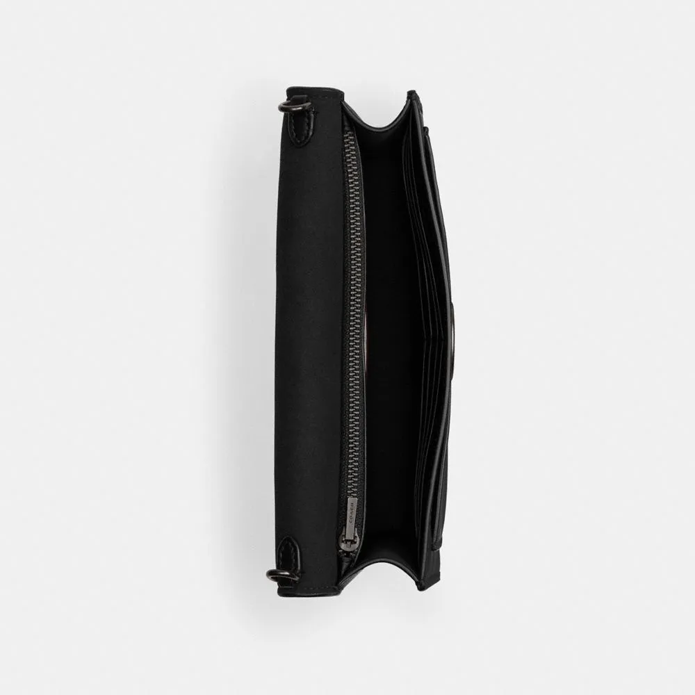 Tabby Chain Clutch