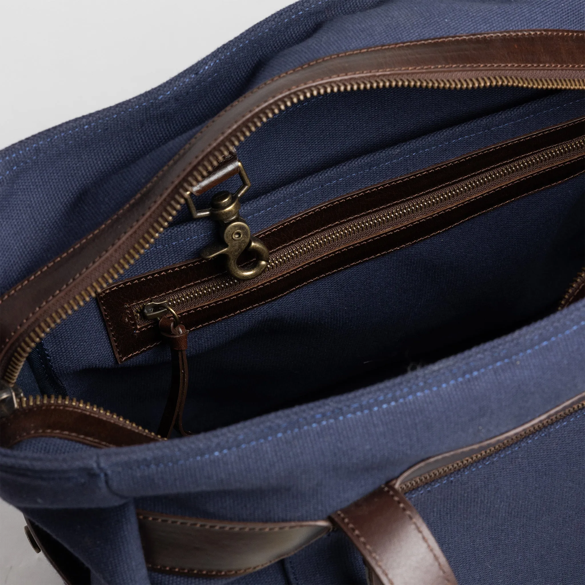 The Utility Bag in Navy