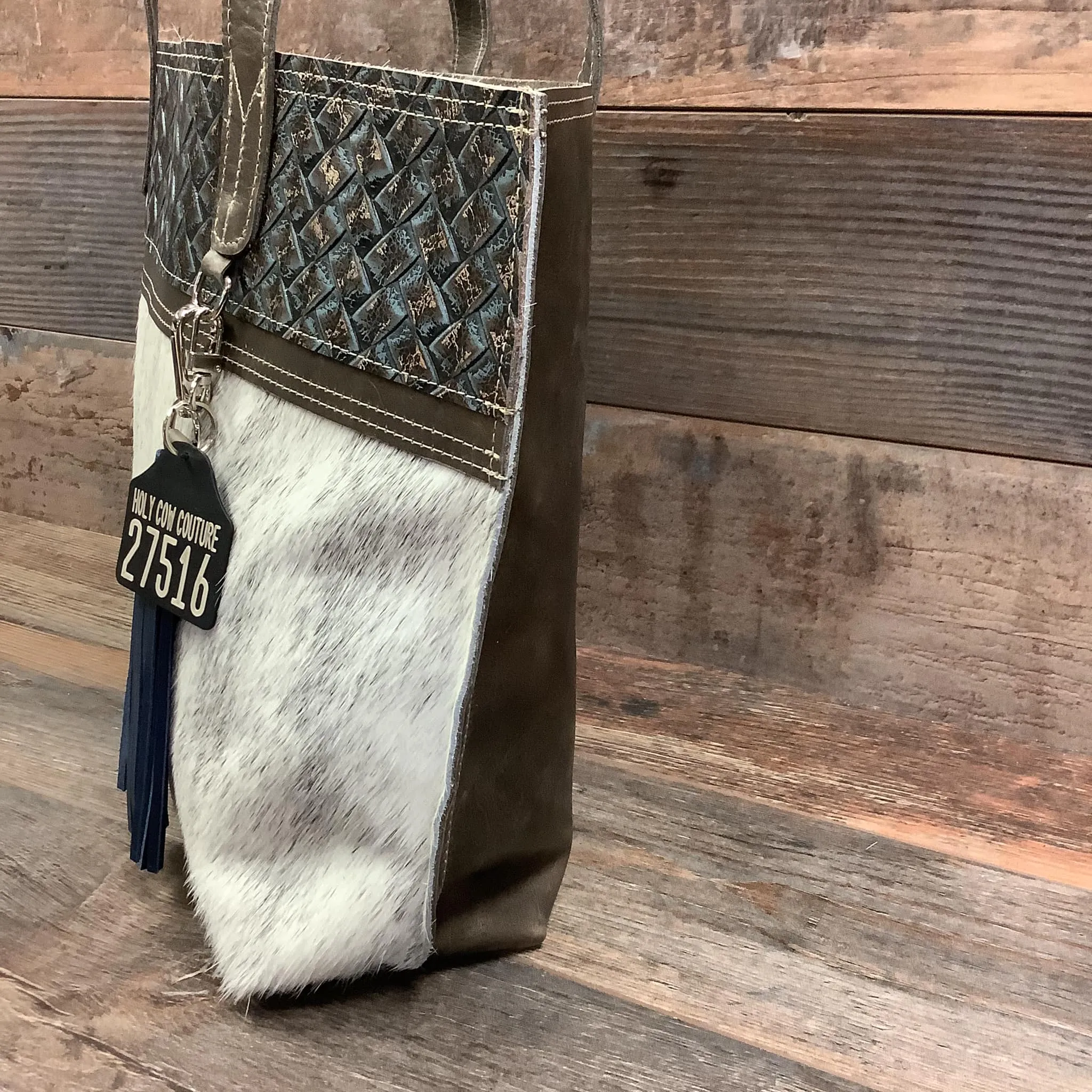 The Weekender #27516