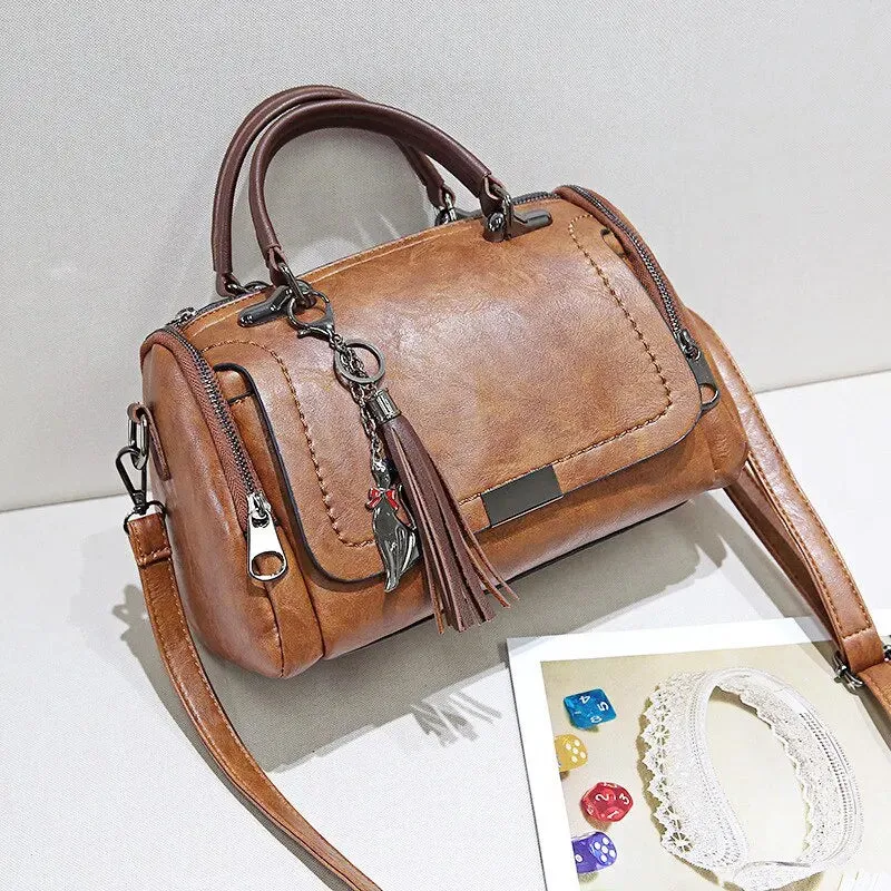 Vegan-Friendly Leather Ladies Crossbody Bag
