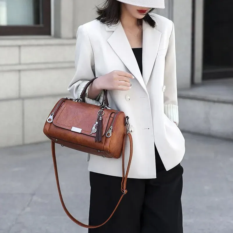 Vegan-Friendly Leather Ladies Crossbody Bag