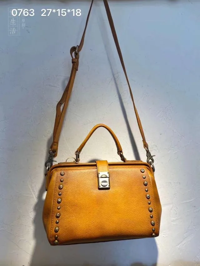 Vintage  Leather Doctor Handbag Purses With Rivet For Women