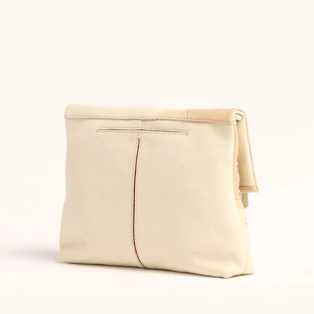 VIP MED - Coastal Cream/Brushed Silver