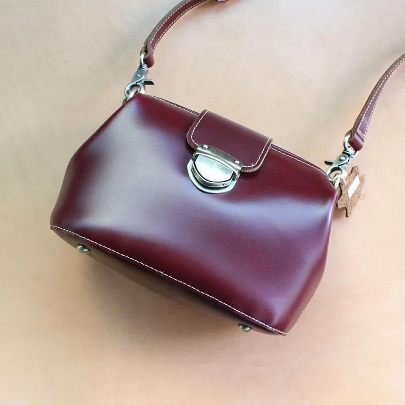 Womens Brown Leather Doctor Shoulder Purses Brown Doctor Crossbody Purses for Women