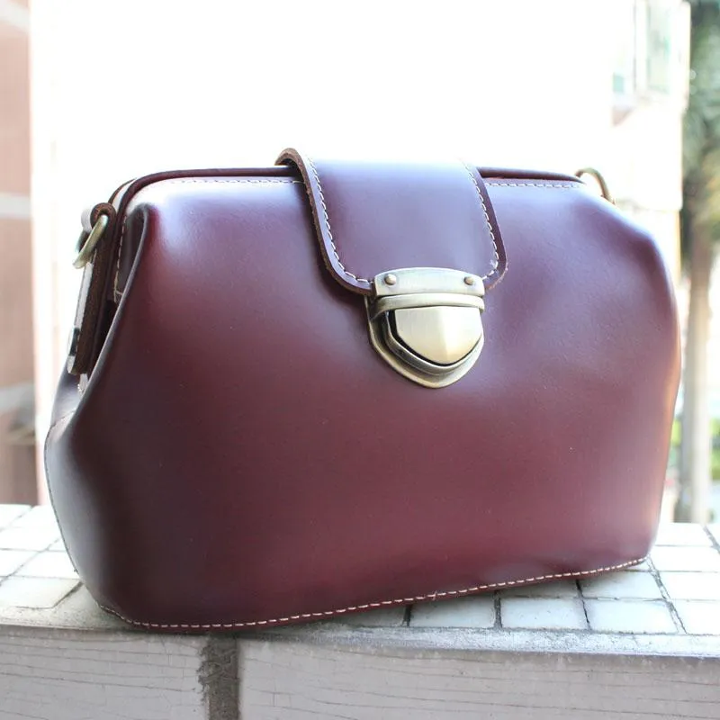 Womens Brown Leather Doctor Shoulder Purses Brown Doctor Crossbody Purses for Women