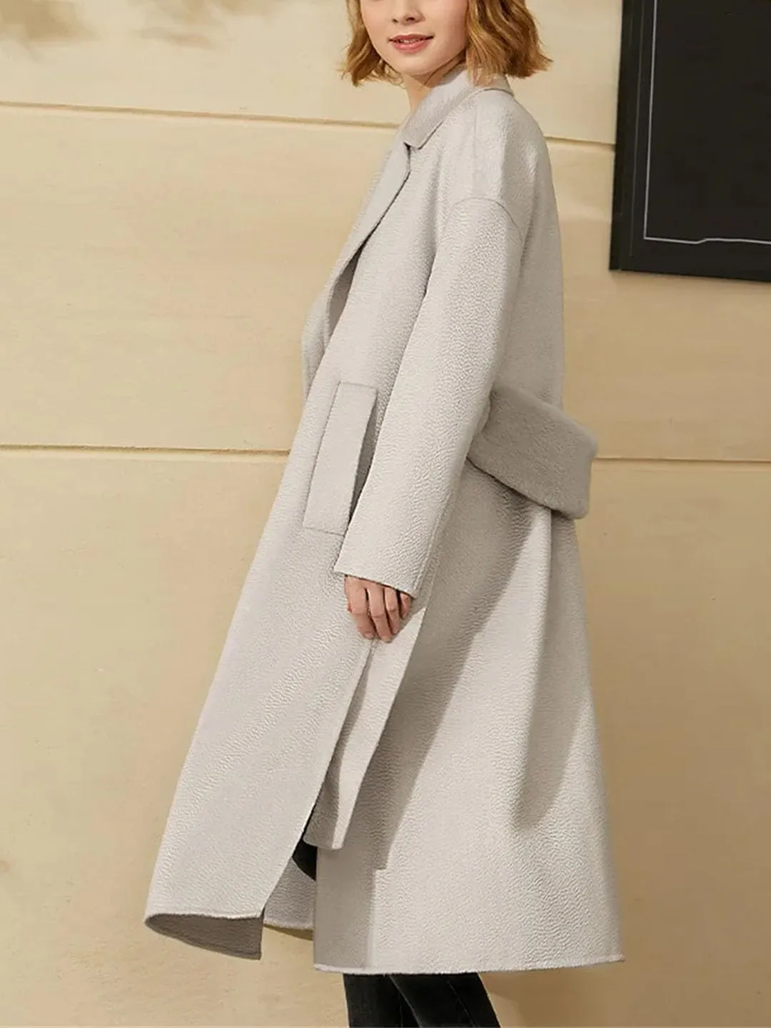 Women's Minimalist Wool Long Coat With Turn-Down Collar Full Sleeves Single Button Closure Wide-Waisted Office Style