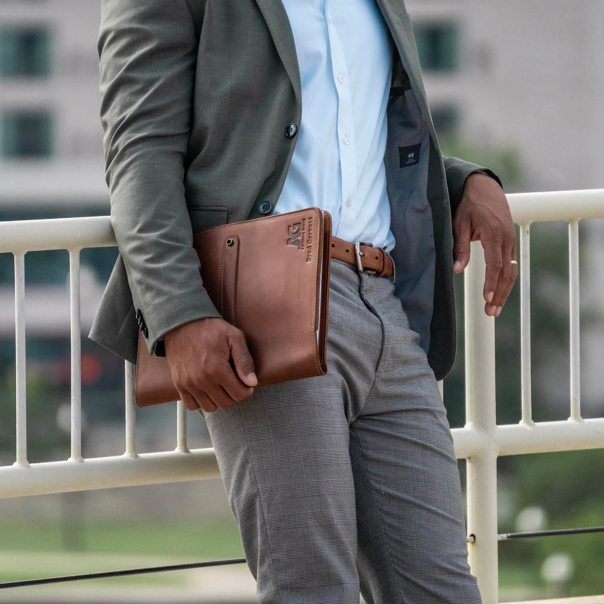 Your Logo   Our Leather - The Vanderbilt 2.0 Fine Leather Portfolio Padfolio - Custom Logo   Corporate Gifting